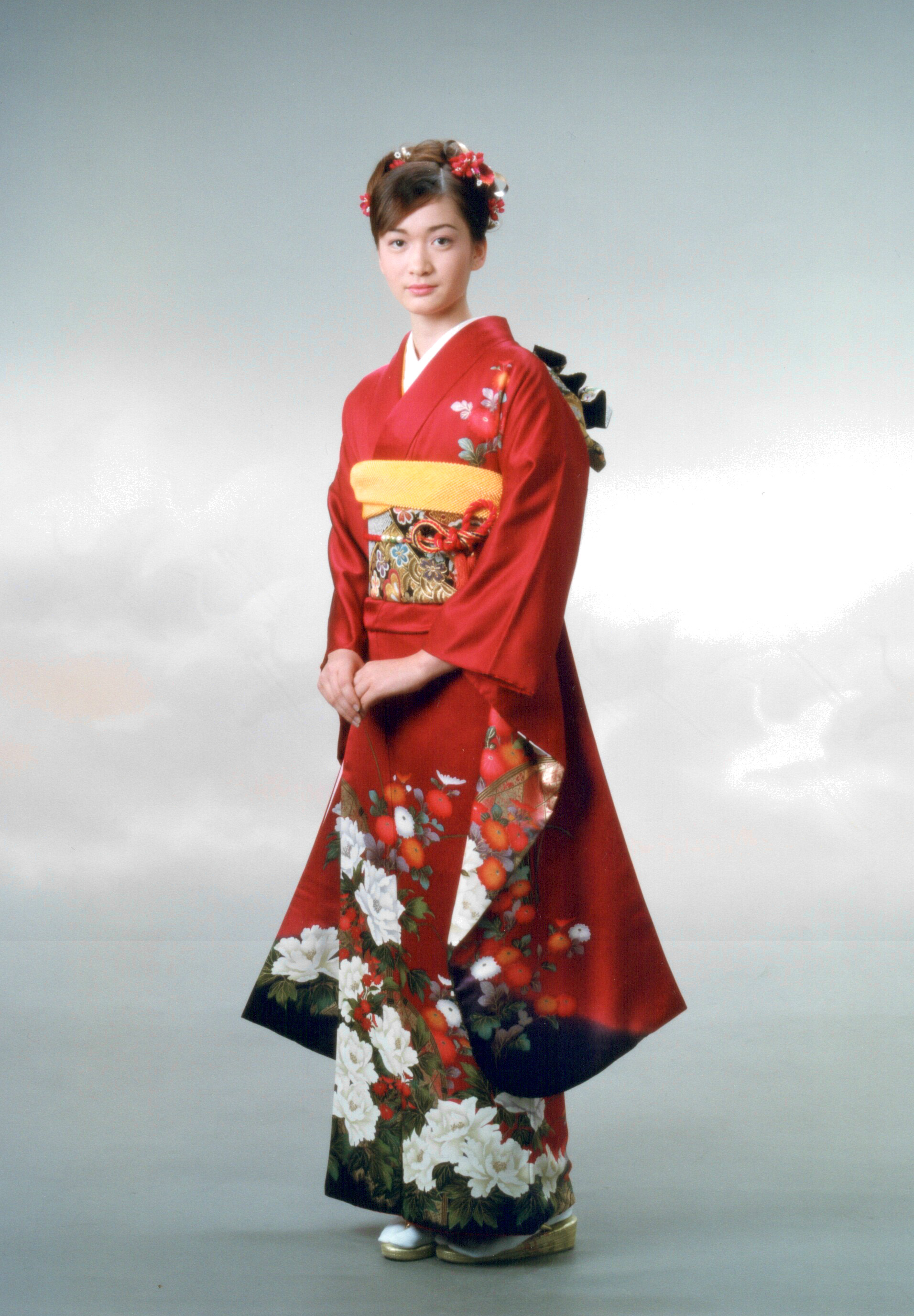 Kimono Yukata dan Hakama The Way of Harmony